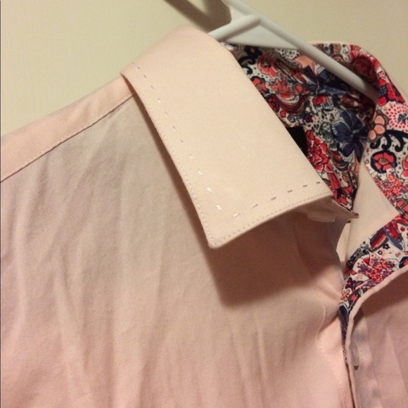 Issach Top - Picture 5 of 7